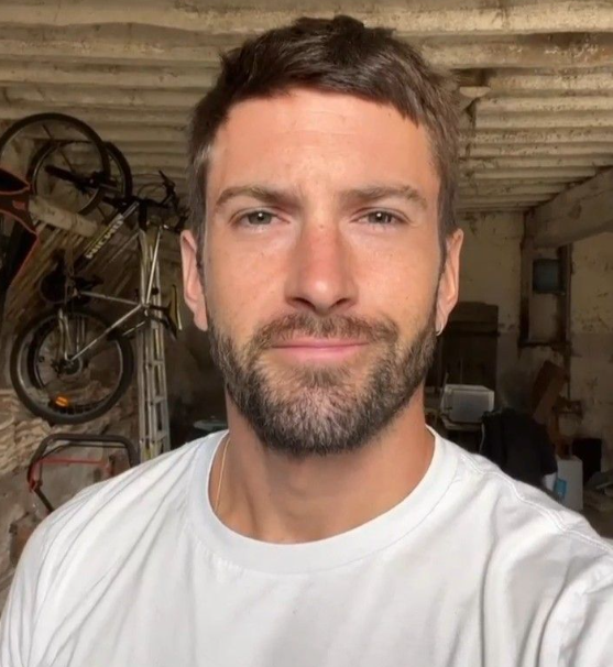 <em><strong>Josh 29 | San Diego</strong></em>